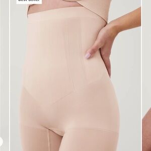 NWT Spanx Oncore High Waisted Midthigh Shorts in Soft Nude Shaping  - Size 3X